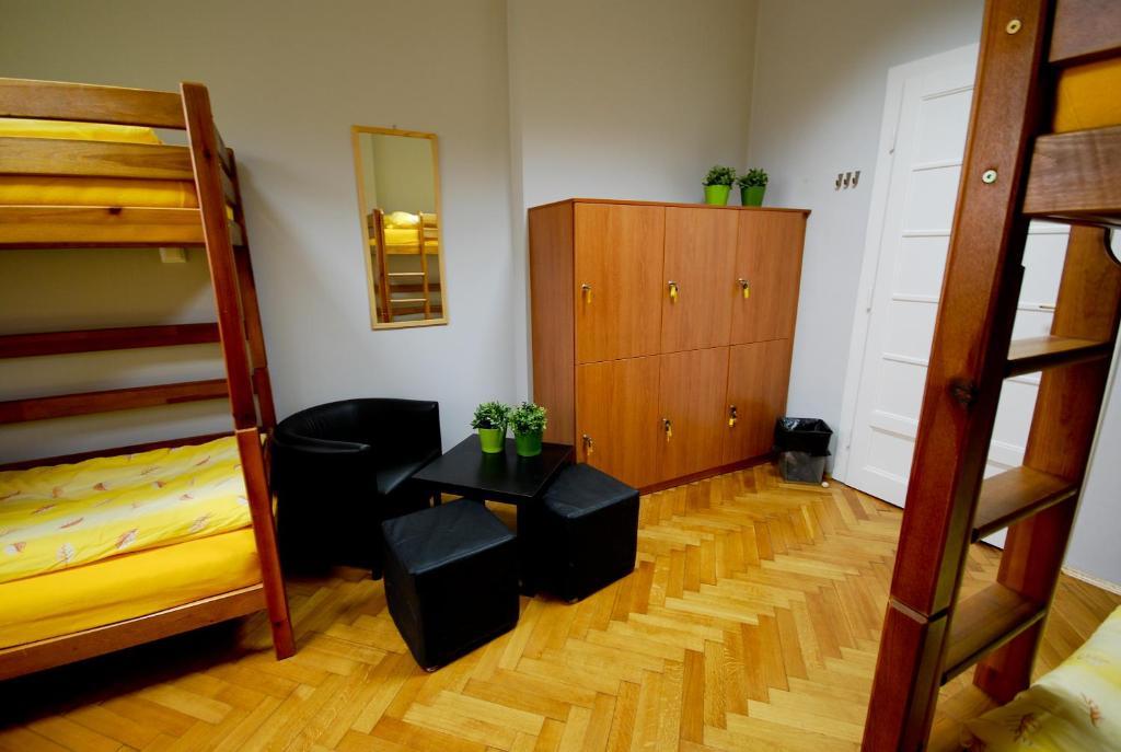 Okay House Nocleg ze śniadaniem 2*